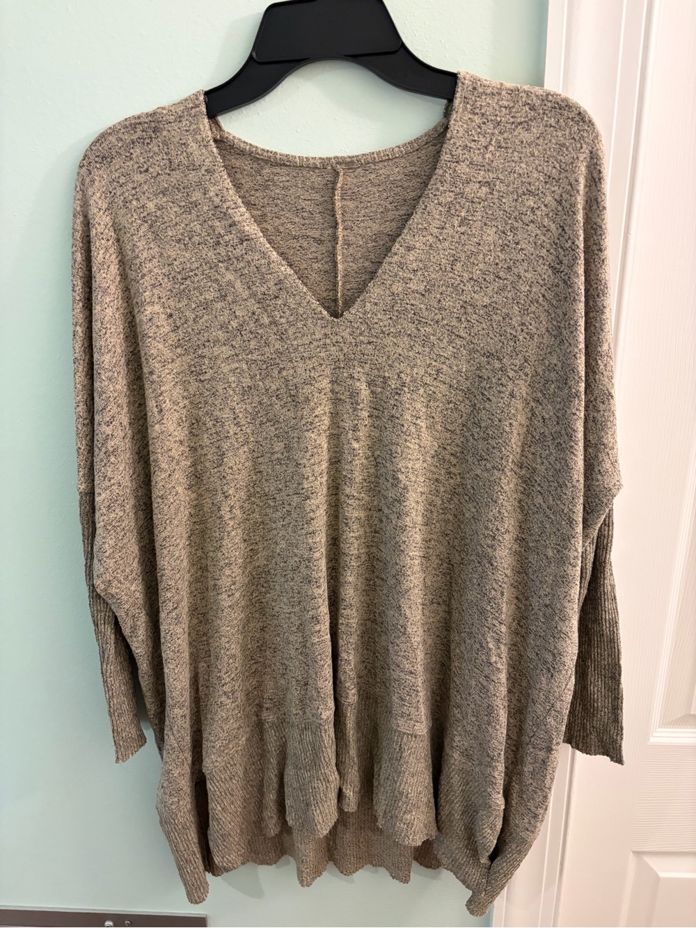 Relaxed V-Neck Taupe Knit Pullover